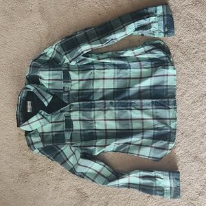 Ladies Med Columbia Plaid Omnishade Hiking Shirt